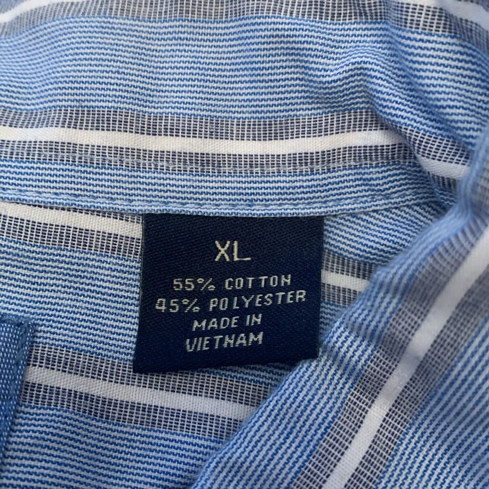 Arrow Button down Shirt - Picture 3 of 8